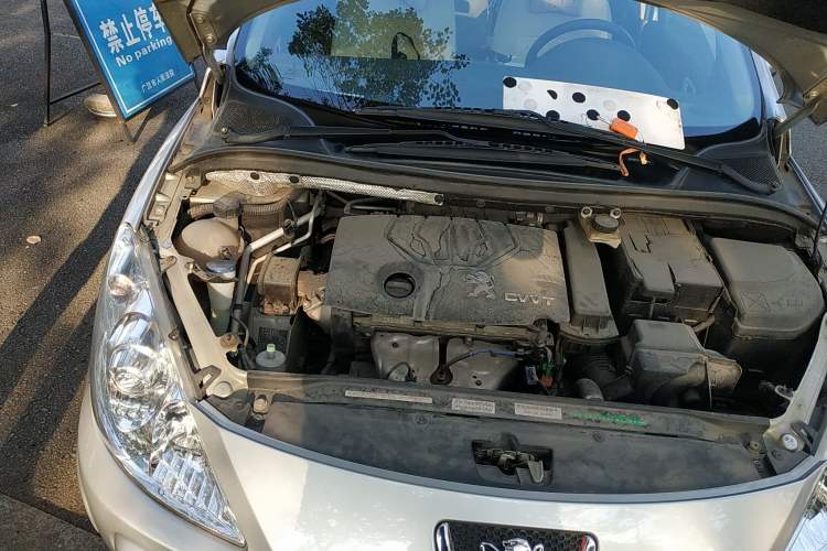 Used Peugeot 307 2013 Hatchback 1.6L Manual Comfort Edition Engine Bay Right