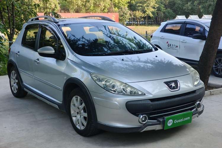 Used Peugeot 307 2013 1.6L Automatic CROSS Exterior 2