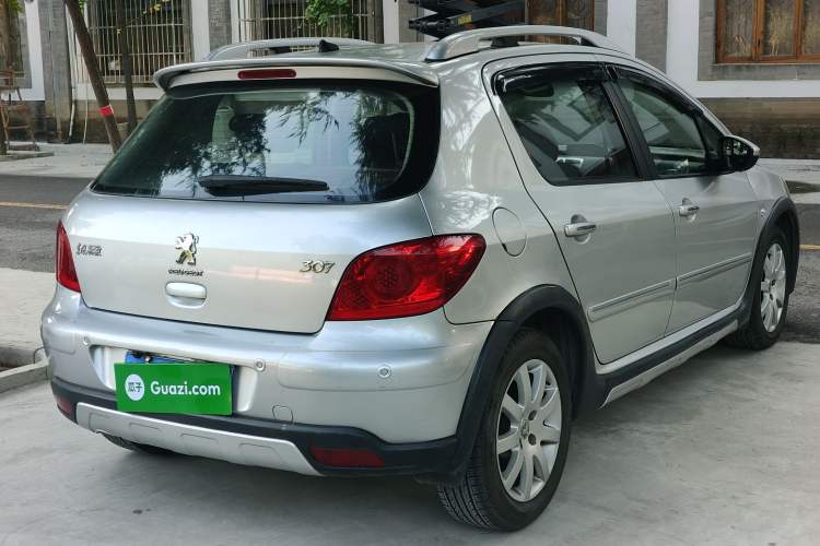 Used Peugeot 307 2013 1.6L Automatic CROSS Exterior 5