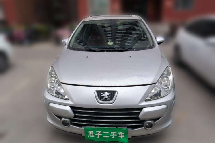 Used Peugeot 307 2013 Hatchback 1.6L Manual Comfort Edition Front