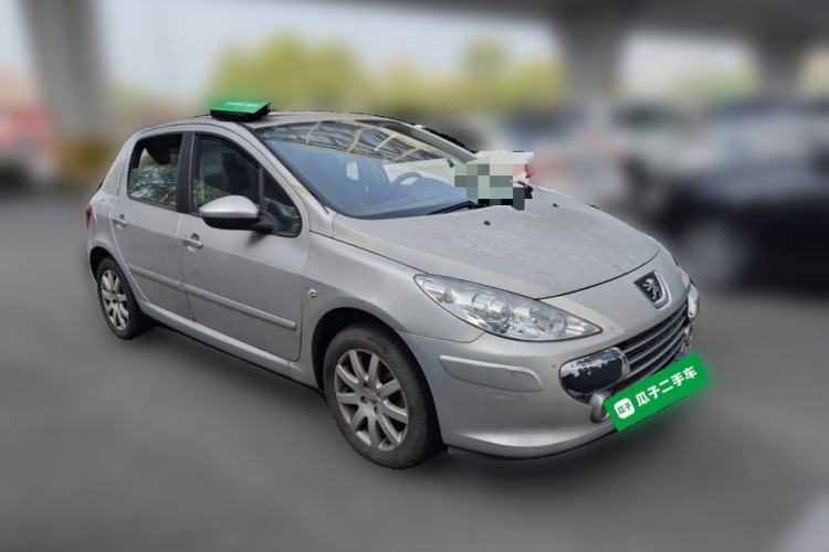 Used Peugeot 307 2013 Hatchback 1.6L Manual Comfort Edition Front Right 45 Deg