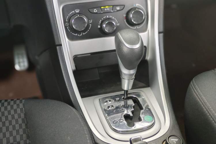 Used Peugeot 307 2013 1.6L Automatic CROSS Interior 4
