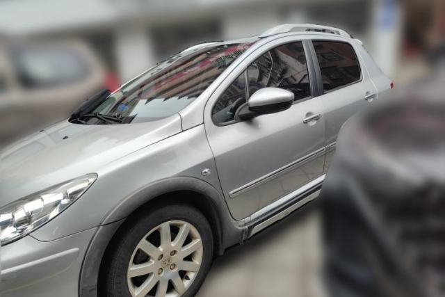 Used Peugeot 307 2013 1.6L Automatic CROSS