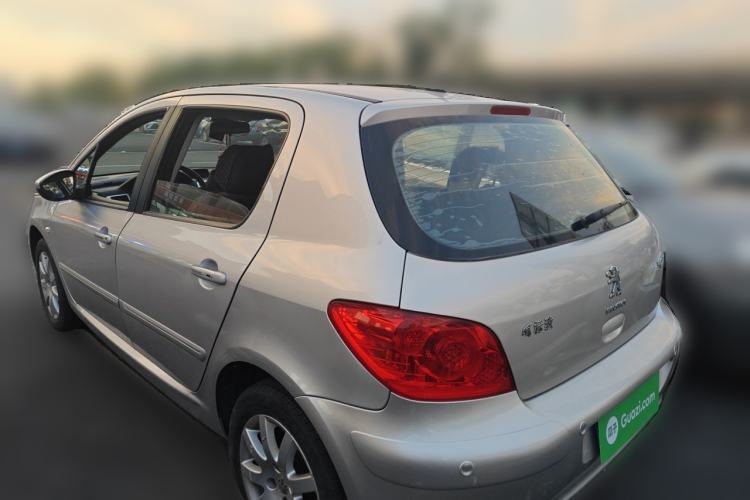 Used Peugeot 307 2013 Hatchback 1.6L Manual Comfort Edition Rear Left 45 Deg