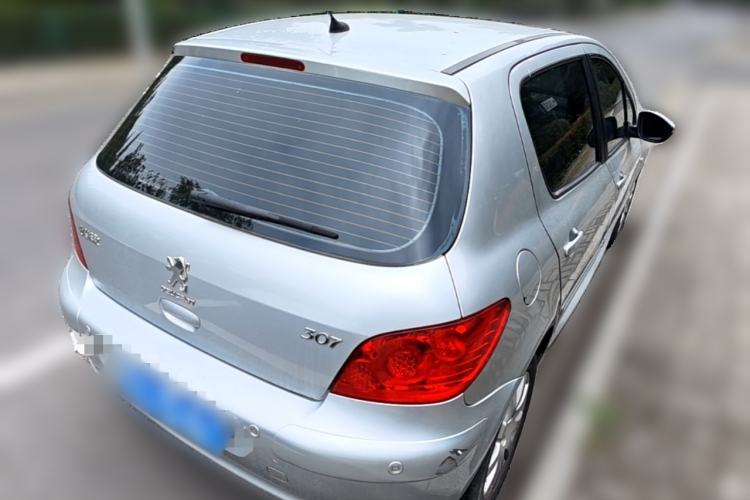 Used Peugeot 307 2013 Hatchback 1.6L Manual Comfort Edition Rear Right 45 Deg