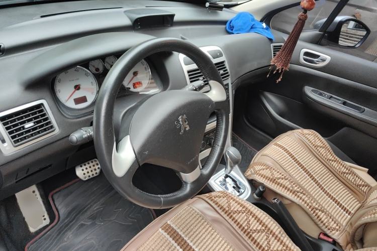 Used Peugeot 307 2013 1.6L Automatic CROSS Steering Wheel