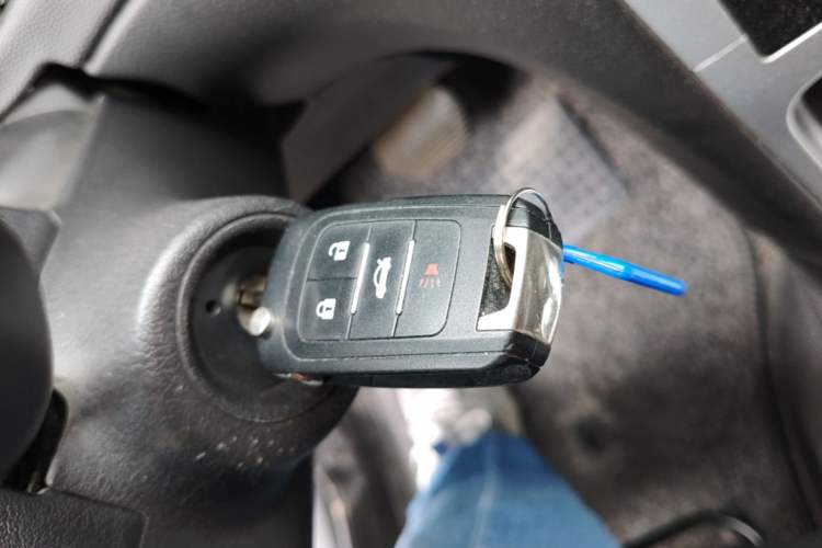 Used Peugeot 307 2013 Hatchback 1.6L Automatic Comfort Edition Vehicle Key