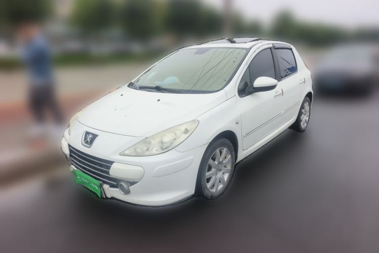 Used Peugeot 307 2013 Hatchback 1.6L Manual Comfort Edition Guazi used car, China used car export, Used car for sale, Used  cars, Cheapest cars for sale