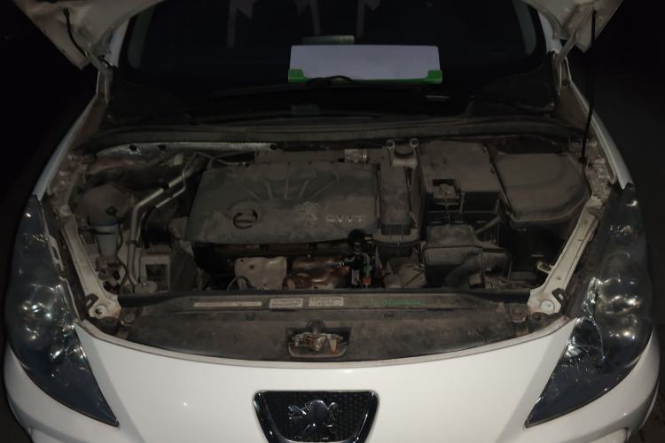 Used Peugeot 307 2013 Hatchback 1.6L Manual Comfort Edition Engine Bay