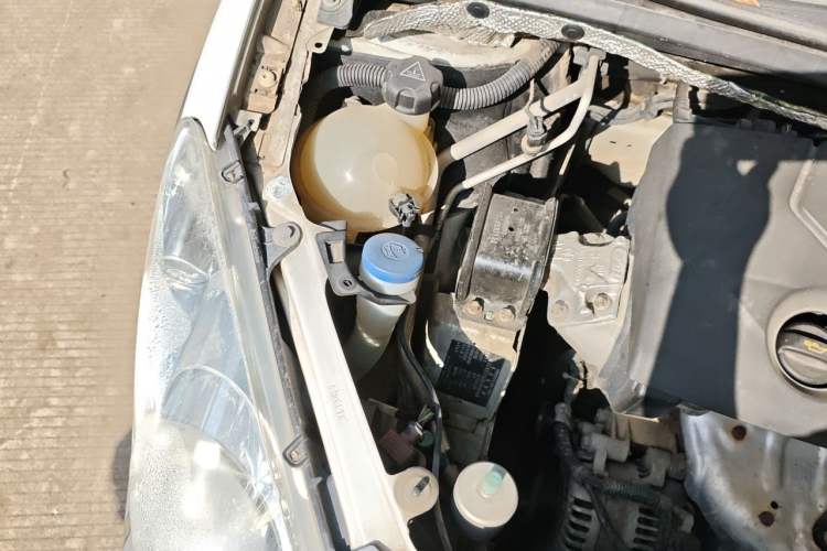 Used Peugeot 307 2013 Hatchback 1.6L Automatic Comfort Edition Engine Bay Right