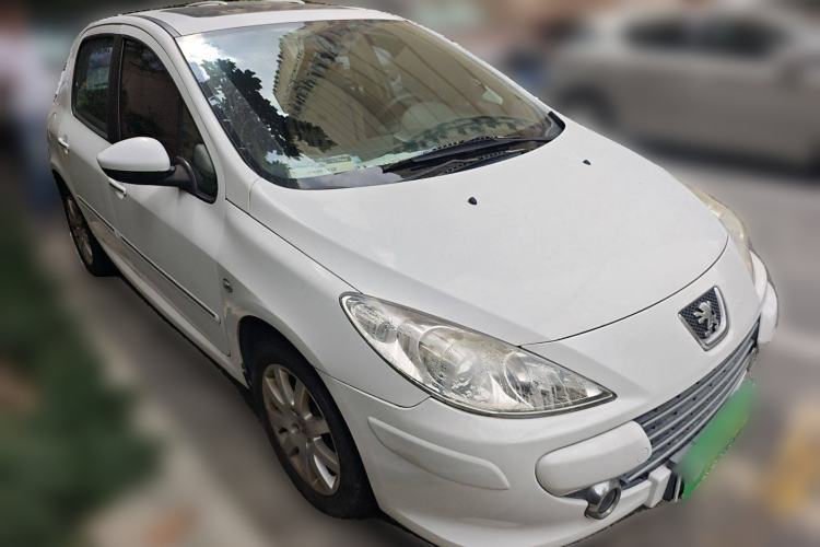 Used Peugeot 307 2013 Hatchback 1.6L Automatic Comfort Edition Exterior 2