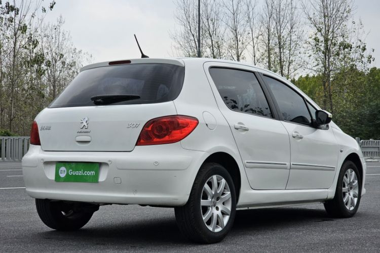Used Peugeot 307 2013 Hatchback 1.6L Automatic Comfort Edition Exterior 4