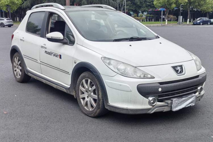 Used Peugeot 307 2013 1.6L Automatic CROSS Exterior 5