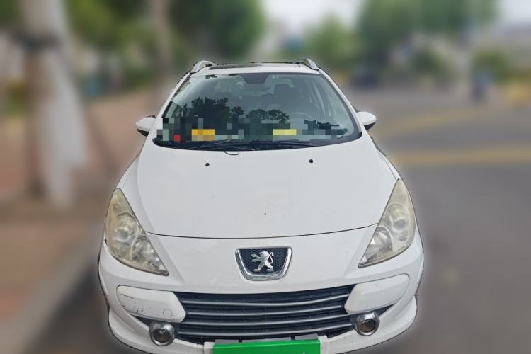 Used Peugeot 307 2013 Hatchback 1.6L Manual Comfort Edition Front