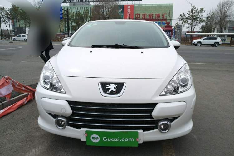Used Peugeot 307 2013 Hatchback 1.6L Manual Comfort Edition Front