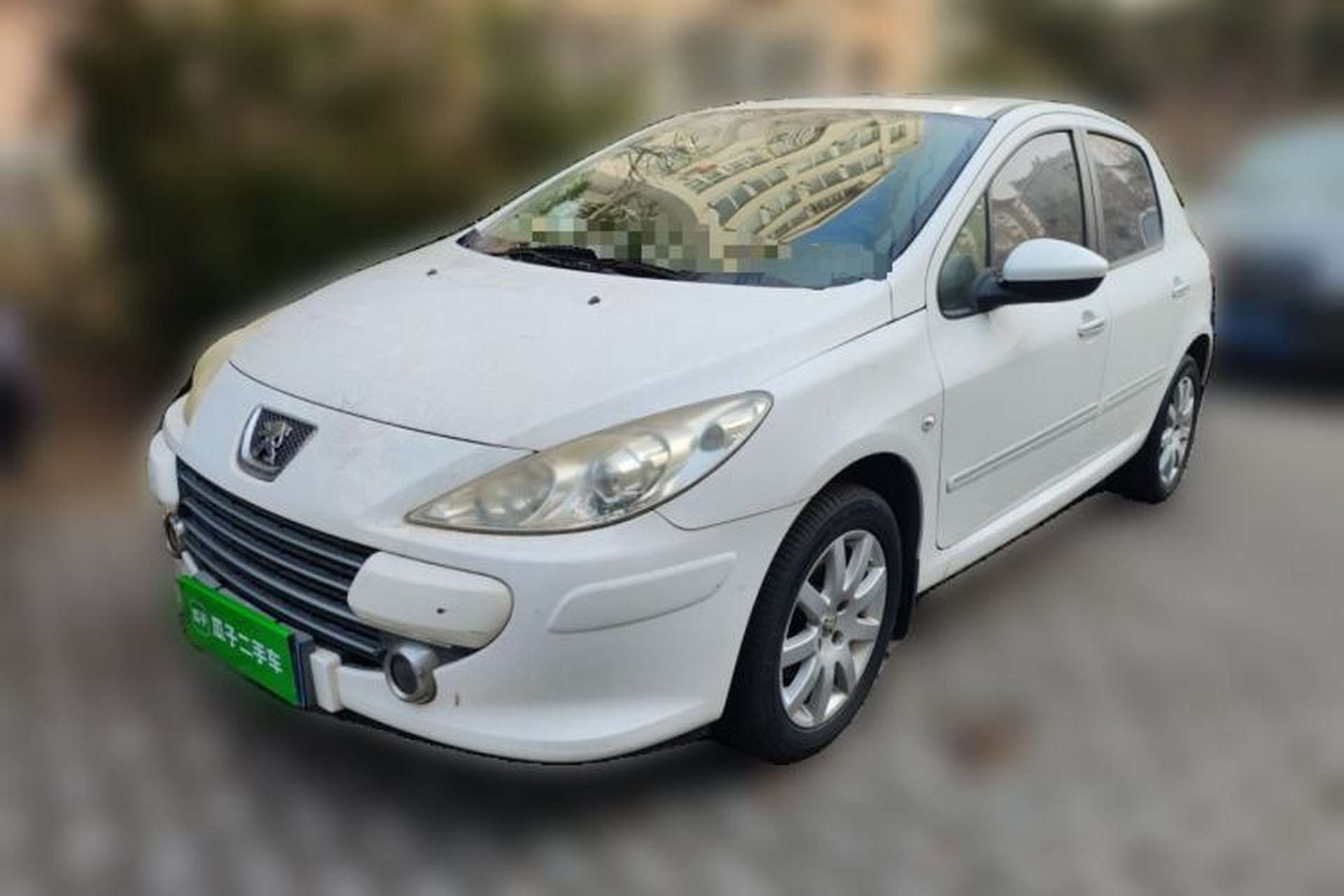 Used Peugeot 307 2013 Hatchback 1.6L Manual Comfort Edition Front Left 45 Deg