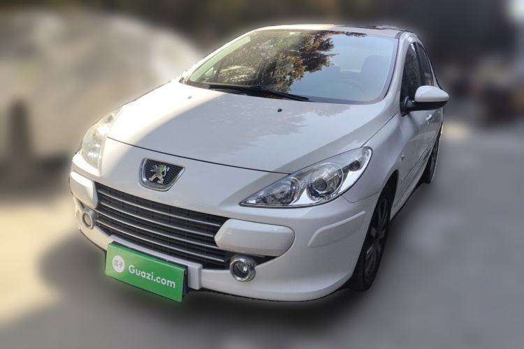 Used Peugeot 307 2013 Hatchback 1.6L Manual Comfort Edition Guazi used car, China used car export, Used car for sale, Used  cars, Cheapest cars for sale