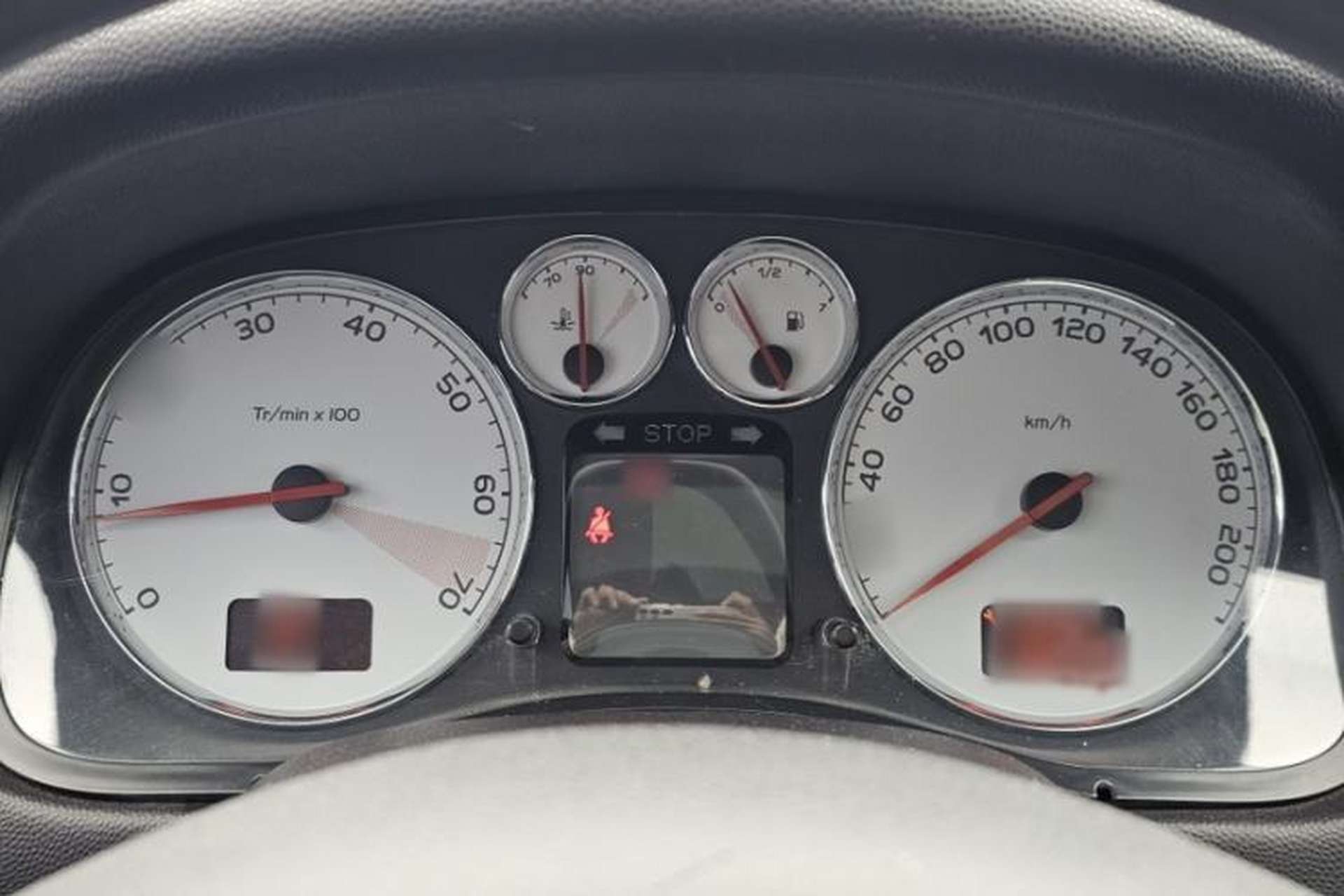 Used Peugeot 307 2013 Hatchback 1.6L Automatic Comfort Edition Instrument Cluster