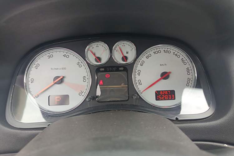 Used Peugeot 307 2013 1.6L Automatic CROSS Instrument Cluster