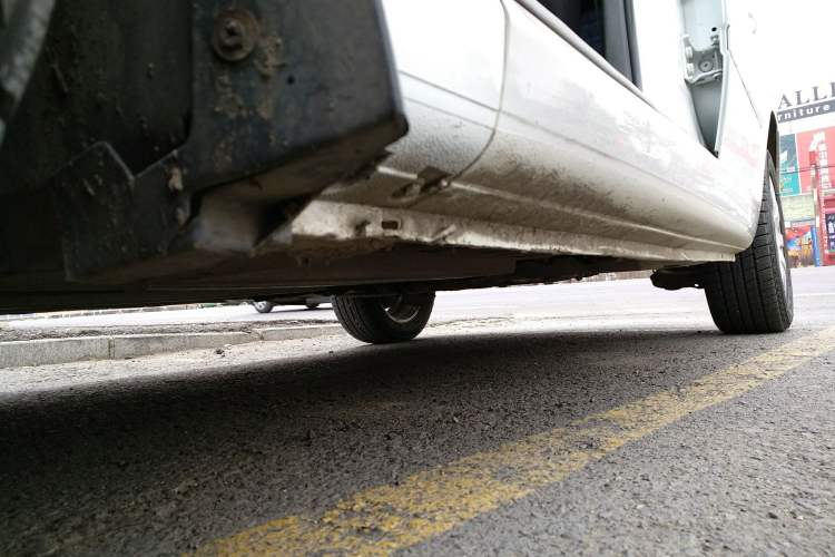 Used Peugeot 307 2013 Hatchback 1.6L Manual Comfort Edition Left Side Sill