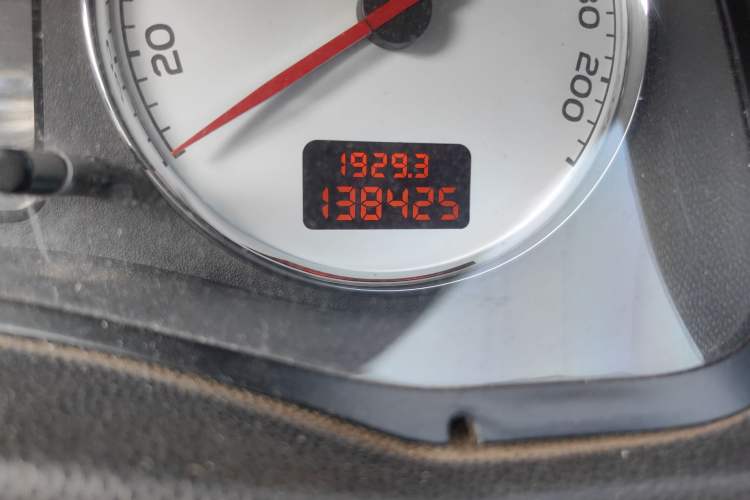 Used Peugeot 307 2013 Hatchback 1.6L Manual Comfort Edition Odometer Close Up