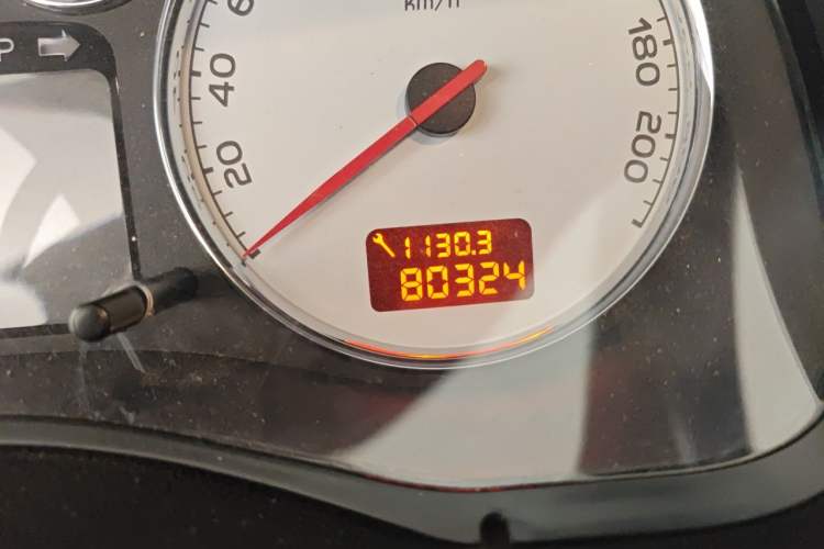 Used Peugeot 307 2013 Hatchback 1.6L Manual Comfort Edition Odometer Close Up
