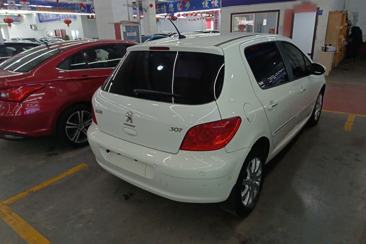 Used Peugeot 307 2013 Hatchback 1.6L Automatic Comfort Edition Rear Right 45 Deg