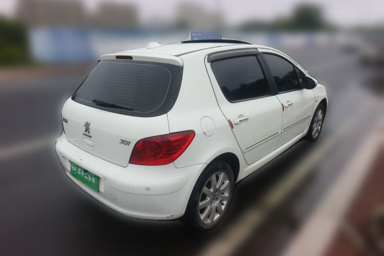 Used Peugeot 307 2013 Hatchback 1.6L Manual Comfort Edition Rear Right 45 Deg
