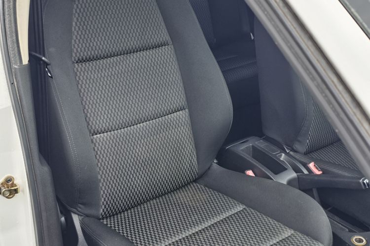 Used Peugeot 307 2013 Hatchback 1.6L Automatic Comfort Edition Right Front Seat