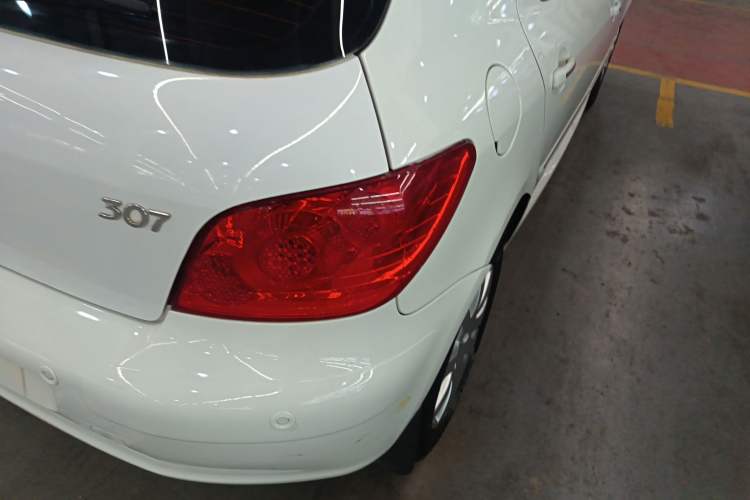 Used Peugeot 307 2013 Hatchback 1.6L Automatic Comfort Edition Right Rear Taillight