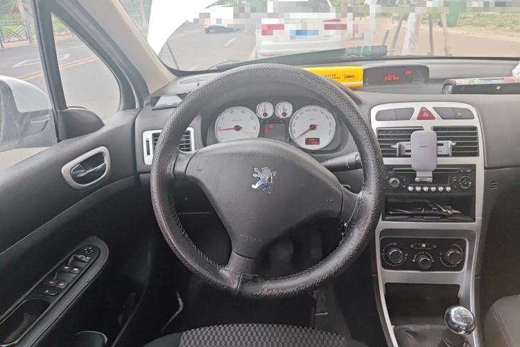 Used Peugeot 307 2013 Hatchback 1.6L Manual Comfort Edition Steering Wheel