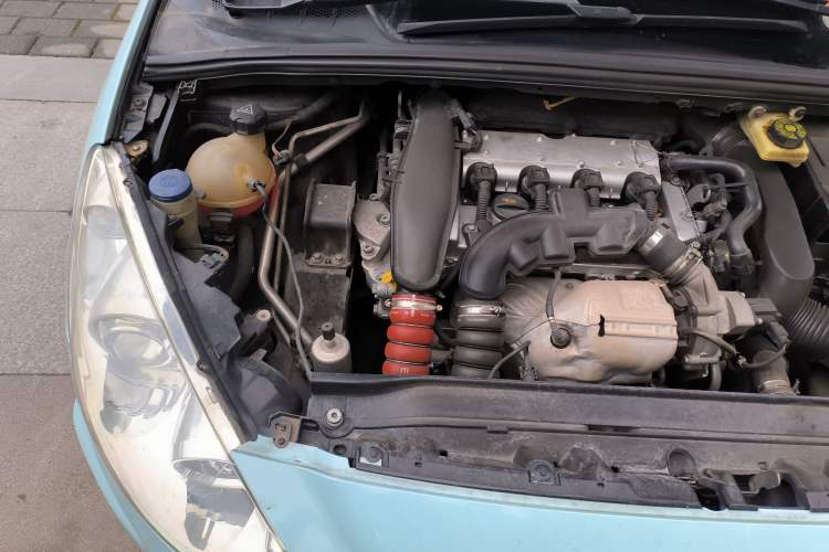 Used Peugeot 308 2009 1.6T SW Fashion Edition Engine Bay Right