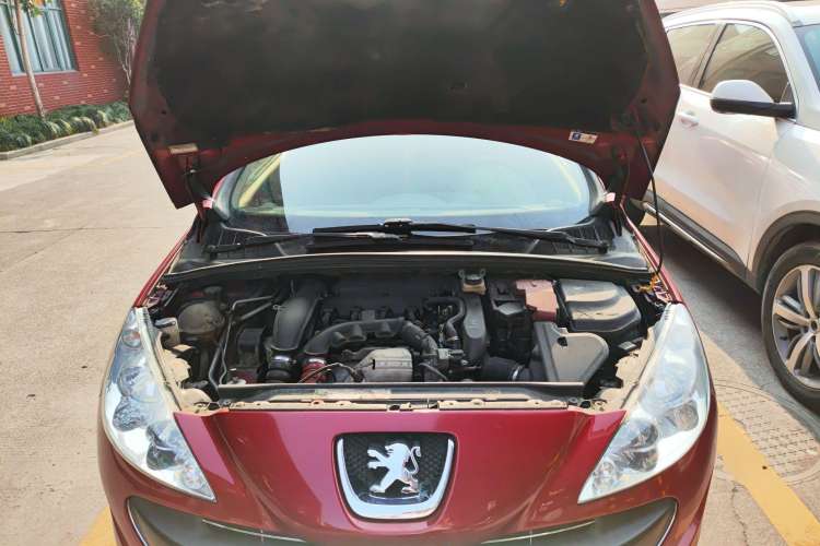 Used Peugeot 308 2009 1.6T CC Automatic Fashion Edition Engine Bay