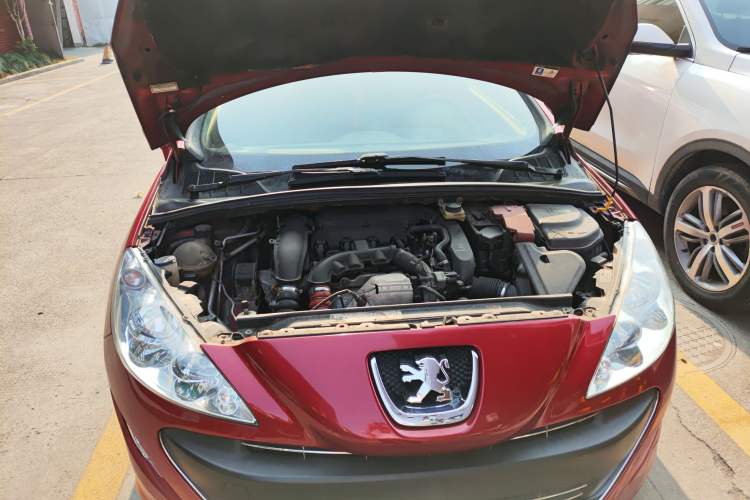 Used Peugeot 308 2009 1.6T CC Automatic Fashion Edition Engine Bay Right