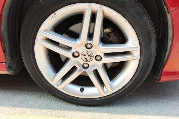 Used Peugeot 308 2009 1.6T CC Automatic Fashion Edition Right Front Wheel Hub