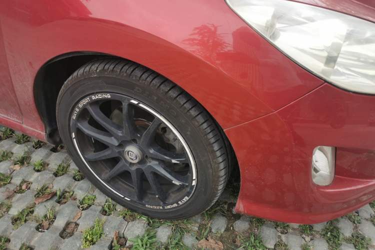 Used Peugeot 308 2009 1.6T CC Automatic Fashion Edition Right Front Wheel Hub