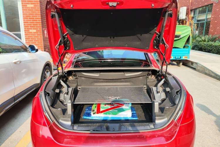 Used Peugeot 308 2009 1.6T CC Automatic Fashion Edition Trunk