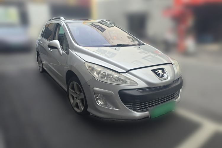 Used Peugeot 308 2009 1.6T SW Fashion Edition Front Right 45 Deg