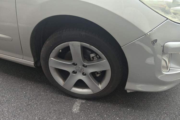 Used Peugeot 308 2009 1.6T SW Fashion Edition Right Front Wheel Hub