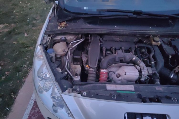 Used Peugeot 308 2009 1.6T CC Automatic Luxury Model Engine Bay Right