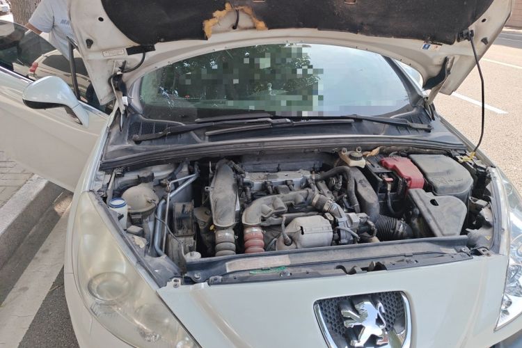 Used Peugeot 308 2009 1.6T CC Automatic Luxury Model Engine Bay Right