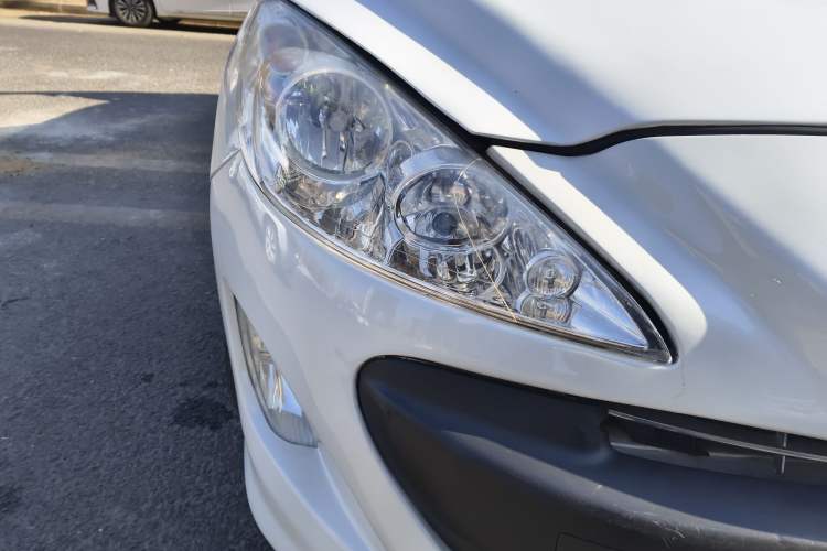 Used Peugeot 308 2009 1.6T CC Automatic Fashion Edition Right Front Headlight