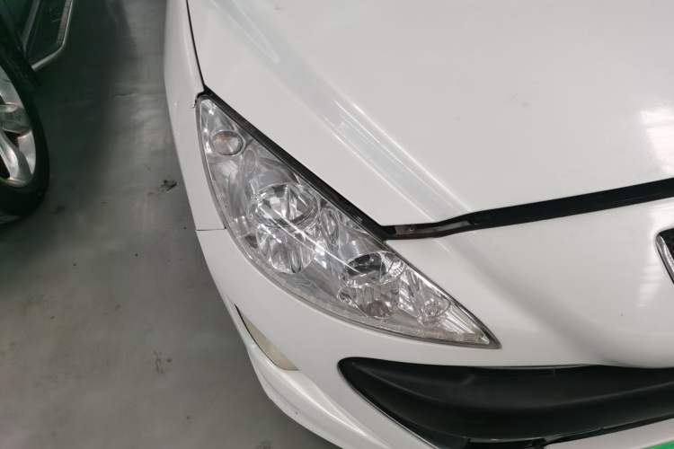 Used Peugeot 308 2009 1.6T CC Automatic Fashion Edition Right Front Headlight