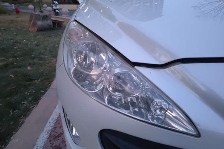 Used Peugeot 308 2009 1.6T CC Automatic Luxury Model Right Front Headlight