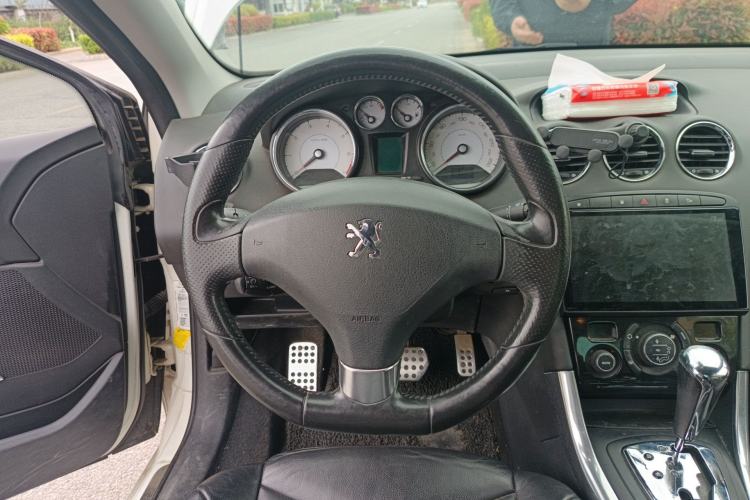 Used Peugeot 308 2009 1.6T CC Automatic Fashion Edition Steering Wheel