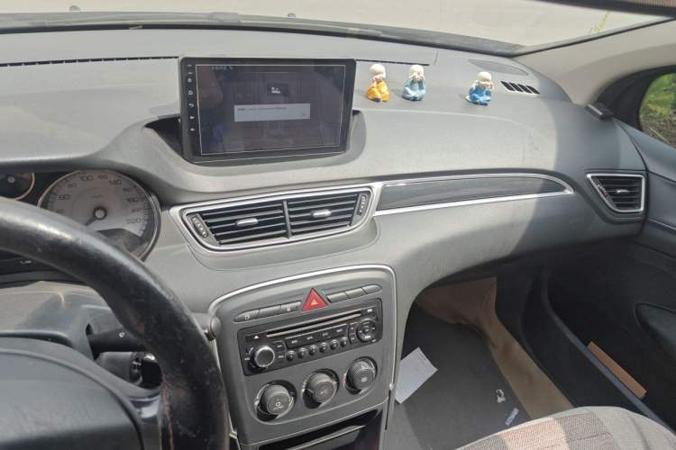 Used Peugeot 308 2012 1.6L Manual YouShang Edition Audio And AC Panel