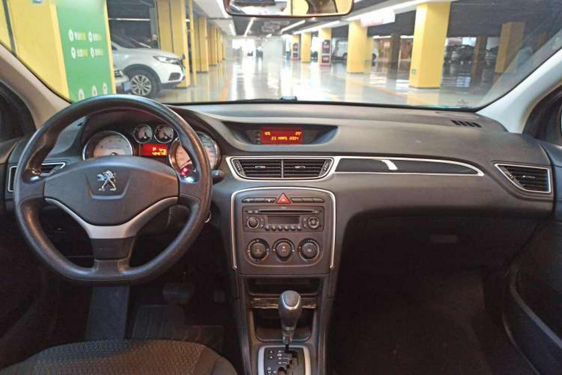 Used Peugeot 308 2012 1.6L Automatic YouShang Model Center Console