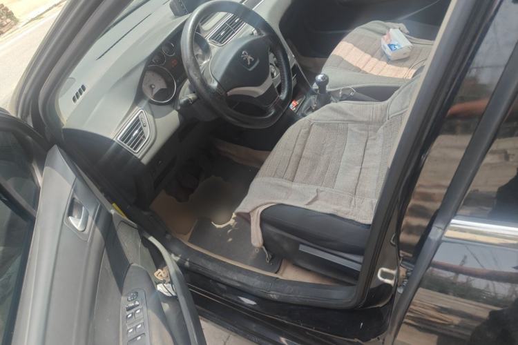 Used Peugeot 308 2012 1.6L Manual YouShang Edition Driver Seat