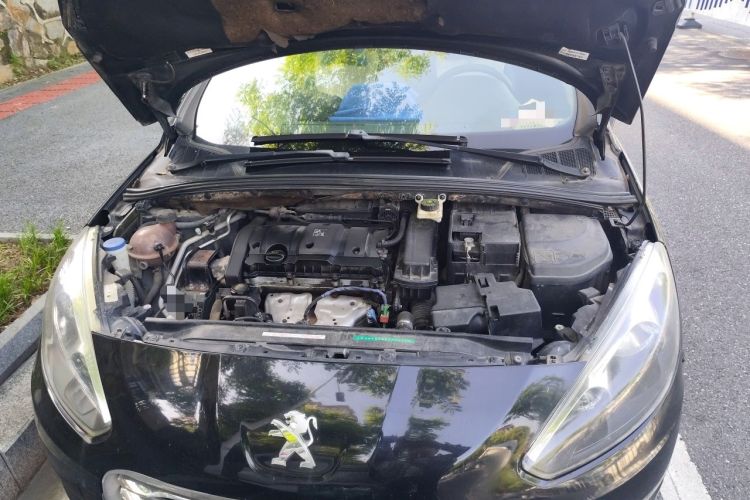 Used Peugeot 308 2012 1.6L Manual YouShang Edition Engine Bay