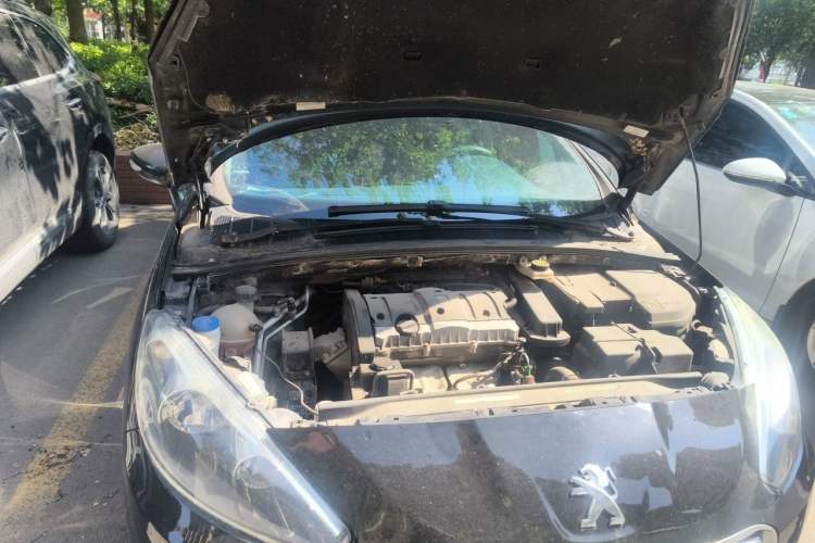 Used Peugeot 308 2012 1.6L Manual YouShang Edition Engine Bay Right